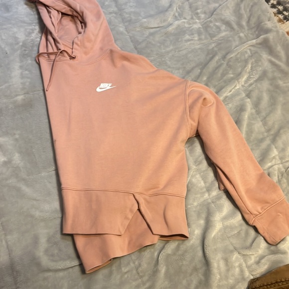 Blush pink color nike hoodie - Picture 3 of 4